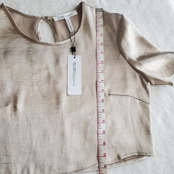 BCBGeneration Metallic Crop Top Sz Small roundneck short sleeve new with defects - Picture 6 of 14